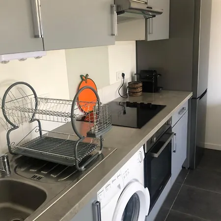 Agreable Maison A Plein Centre Au Calme Et A Cinq Minutes A Pied De La Арес